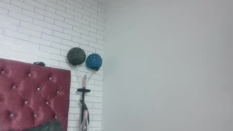 vero paez online show from February 15, 2025, 1:27 pm