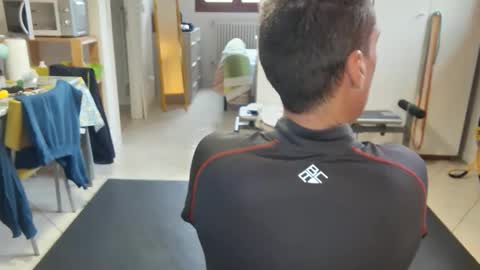 Snapshot of androx77 chatting on January 16, 2026, 9:24 am androx77 online show from January 16, 2026, 9:24 am