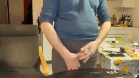 Snapshot of androx77 chatting on March 4, 2026, 5:30 pm androx77 online show from March 4, 2026, 5:30 pm