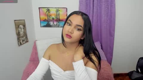 Snapshot of andrys_hot chatting on October 22, 2025, 5:30 am Andrys online show from October 22, 2025, 5:30 am