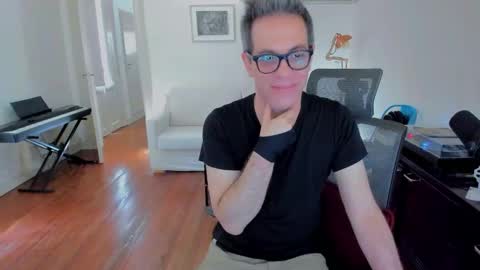 Andrew online show from December 5, 2024, 2:00 pm