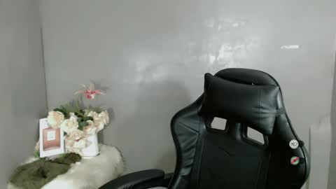 Kisha online show from February 22, 2025, 11:24 pm