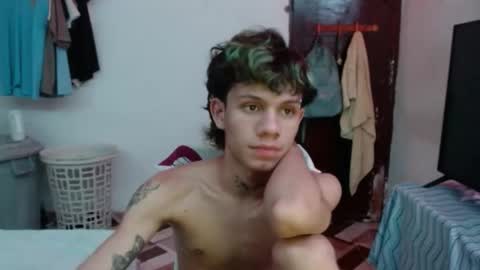 Snapshot of andy_dan1 chatting on May 1, 2026, 5:45 am andy_dan1 online show from May 1, 2026, 5:45 am