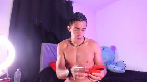 Snapshot of andy_naughty1 chatting on July 7, 2026, 9:35 am Andy online show from July 7, 2026, 9:35 am