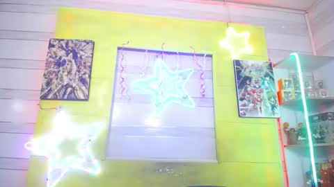 andy online show from November 25, 2025, 7:03 pm