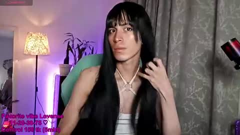 Snapshot of andy_vander chatting on July 27, 2026, 8:32 am Andy van der Rose online show from July 27, 2026, 8:32 am