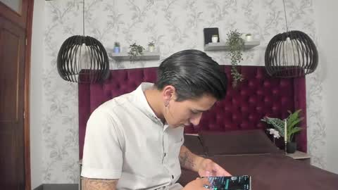 Andy Joy  online show from April 20, 2026, 11:46 am