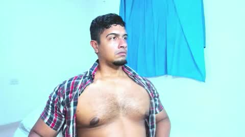 Snapshot of andylemonda chatting on October 9, 2025, 12:08 am andylemonda online show from October 9, 2025, 12:08 am