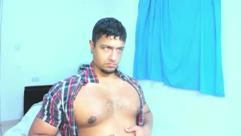 Snapshot of andylemonda chatting on December 18, 2025, 12:55 pm andylemonda online show from December 18, 2025, 12:55 pm