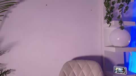 Snapshot of andypalmerr chatting on April 18, 2026, 6:17 am andypalmerr online show from April 18, 2026, 6:17 am