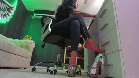 Anne online show from January 12, 2025, 12:28 am