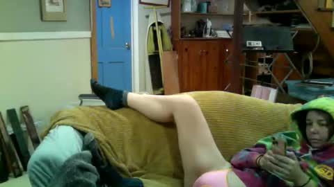 aneoakley online show from November 21, 2025, 5:39 am