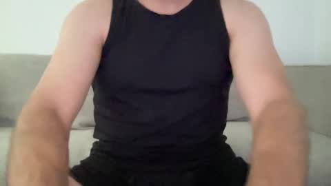 anewsummer online show from December 4, 2025, 5:21 pm