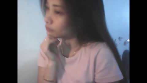 Snapshot of ange011 chatting on April 15, 2026, 5:25 am ange011 online show from April 15, 2026, 5:25 am