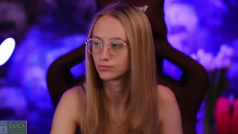 angeellina online show from January 20, 2025, 7:46 pm