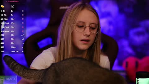 angeellina online show from February 3, 2025, 11:26 pm