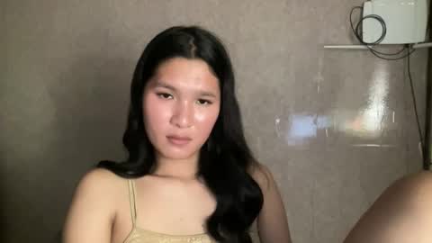 Snapshot of angel19722 chatting on April 9, 2026, 3:28 pm Angel online show from April 9, 2026, 3:28 pm