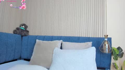 angel__ponce online show from October 30, 2025, 7:25 pm