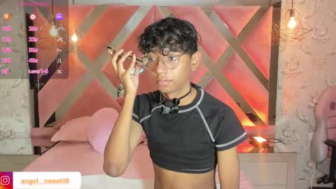 Snapshot of angel__sweet18 chatting on December 16, 2024, 9:09 pm online show from December 16, 2024, 9:09 pm