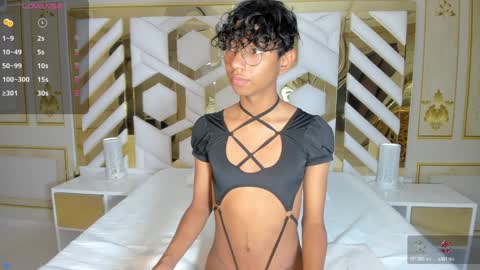 Snapshot of angel__sweet18 chatting on January 20, 2025, 10:07 am online show from January 20, 2025, 10:07 am