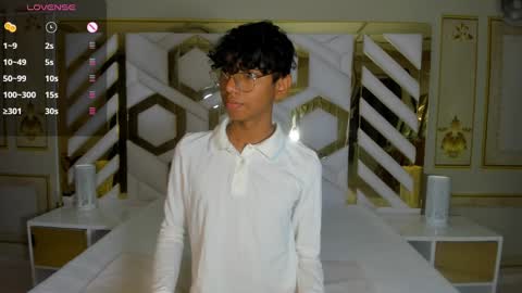 Snapshot of angel__sweet18 chatting on January 27, 2025, 10:16 am online show from January 27, 2025, 10:16 am