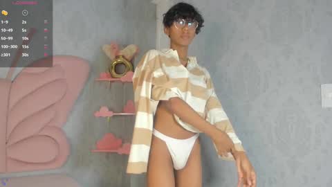 Snapshot of angel__sweet18 chatting on February 22, 2025, 12:05 am online show from February 22, 2025, 12:05 am