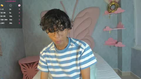 Snapshot of angel__sweet18 chatting on March 11, 2025, 3:26 am online show from March 11, 2025, 3:26 am