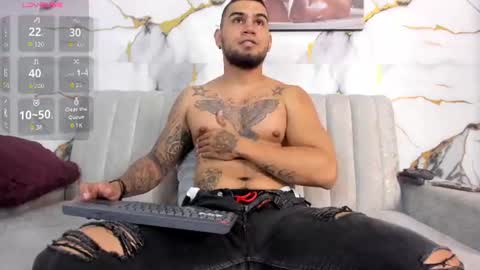 Snapshot of angel__tattoo chatting on July 8, 2026, 10:36 pm angel__tattoo online show from July 8, 2026, 10:36 pm