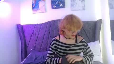 Angel  online show from April 13, 2026, 12:54 pm