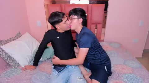 Angel and Jeff online show from November 21, 2025, 3:49 am