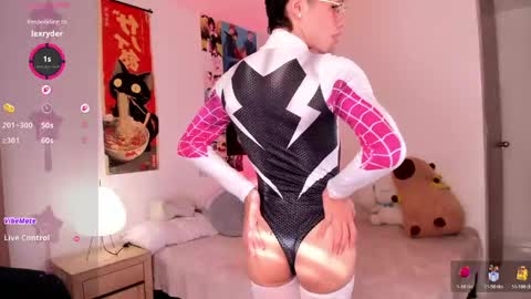 Snapshot of angel_bless19 chatting on April 15, 2026, 7:58 pm Angel help me with 100 thumbs up online show from April 15, 2026, 7:58 pm