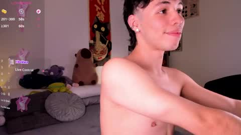 Snapshot of angel_bless19 chatting on May 21, 2026, 8:05 pm Angel help me with 100 thumbs up online show from May 21, 2026, 8:05 pm