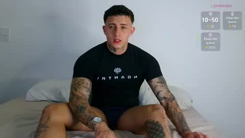 Snapshot of angel_boy01 chatting on July 31, 2026, 12:21 am angel_boy01 online show from July 31, 2026, 12:21 am