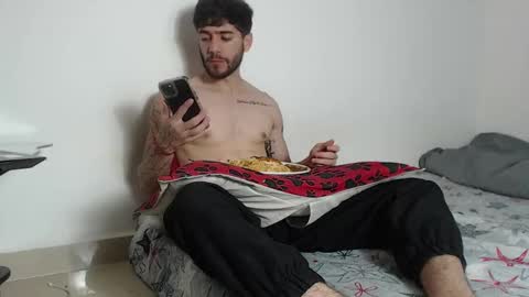 Angel Damons online show from October 5, 2025, 6:06 pm