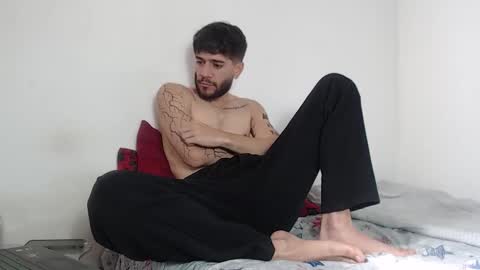 Angel Damons online show from October 31, 2025, 1:45 pm