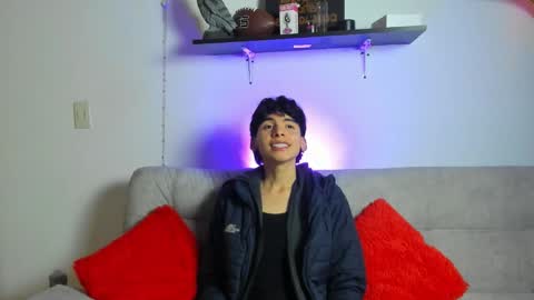 Snapshot of angel_dustt1 chatting on June 8, 2026, 8:09 pm angel_dustt1 online show from June 8, 2026, 8:09 pm