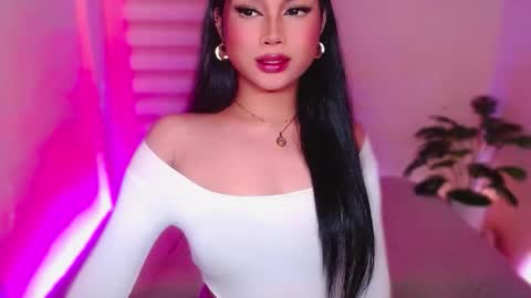 Snapshot of angel_eloaxx chatting on May 18, 2026, 8:58 pm Angel online show from May 18, 2026, 8:58 pm