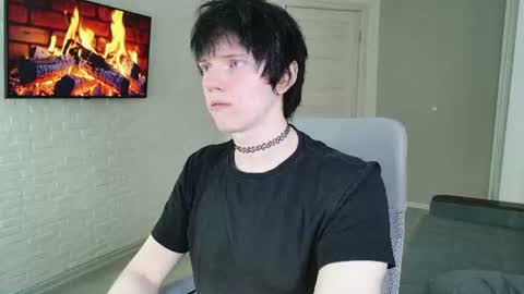 Snapshot of angel_fear chatting on July 25, 2026, 2:03 pm Ray online show from July 25, 2026, 2:03 pm