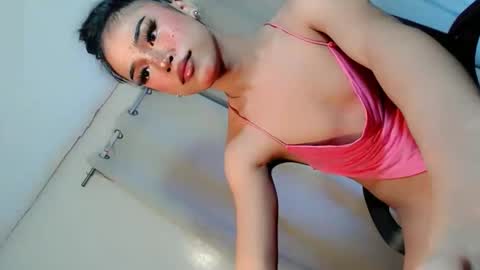 angel_grace18 online show from June 9, 2026, 11:11 am