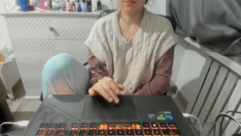 angel_lee__ online show from January 23, 2025, 4:04 pm