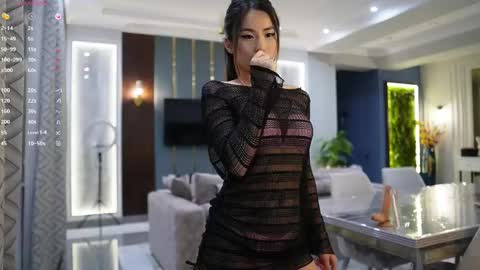 Luisa online show from February 22, 2025, 1:57 pm