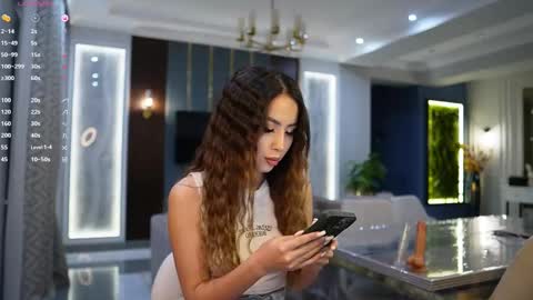 Luisa online show from February 24, 2025, 2:15 pm