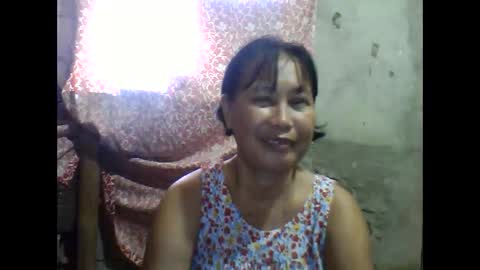angel_maria123 online show from November 1, 2025, 2:46 am