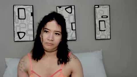 Angel online show from December 22, 2025, 6:27 pm