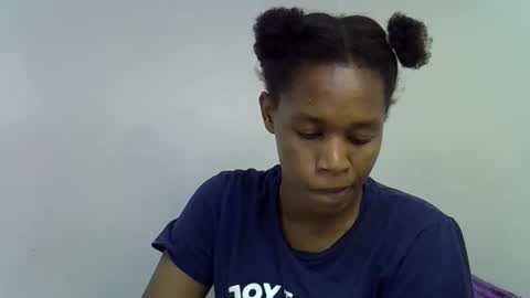 Snapshot of angel_mia5 chatting on November 10, 2025, 5:56 pm angel_mia5 online show from November 10, 2025, 5:56 pm