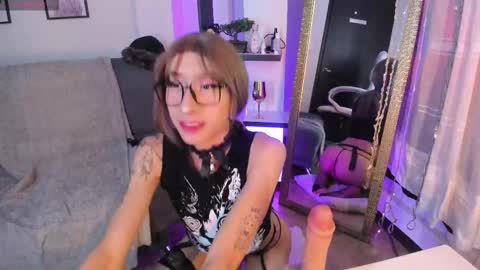 Angel online show from March 28, 2026, 4:56 am