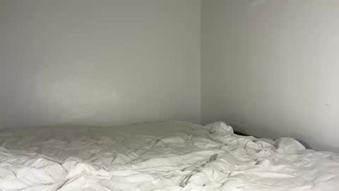 Snapshot of angel_petite07 chatting on May 5, 2026, 2:19 am angel_petite07 online show from May 5, 2026, 2:19 am