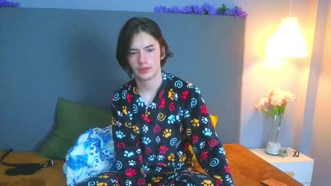 Angel online show from February 10, 2025, 3:13 am