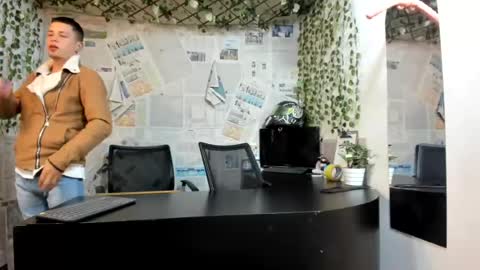 Snapshot of angel_stid chatting on July 11, 2026, 12:13 am angel_stid online show from July 11, 2026, 12:13 am