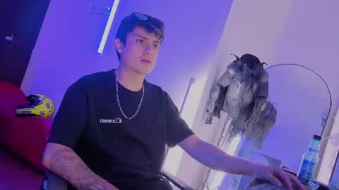 Snapshot of angel_still_ chatting on July 3, 2026, 3:35 am Angel Still online show from July 3, 2026, 3:35 am
